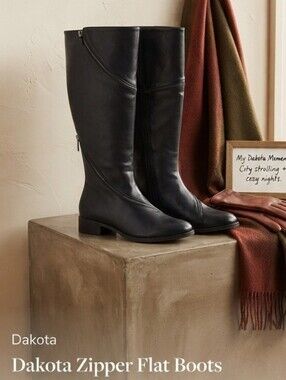 Dakota Zipper Flat Boots